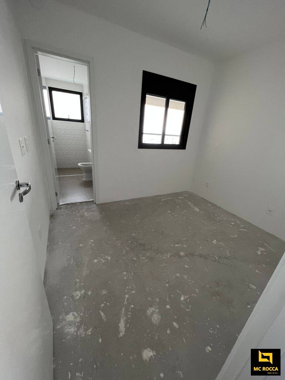 Apartamento à venda com 3 quartos, 161m² - Foto 11