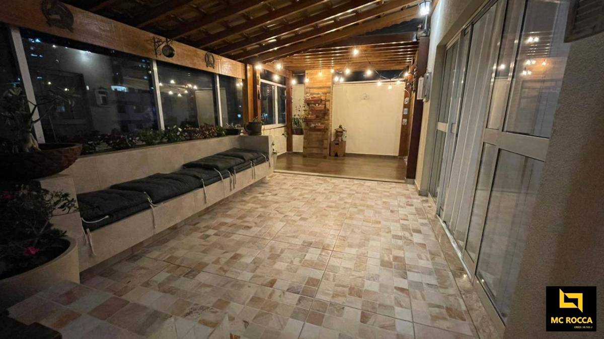 Cobertura à venda com 4 quartos, 194m² - Foto 2